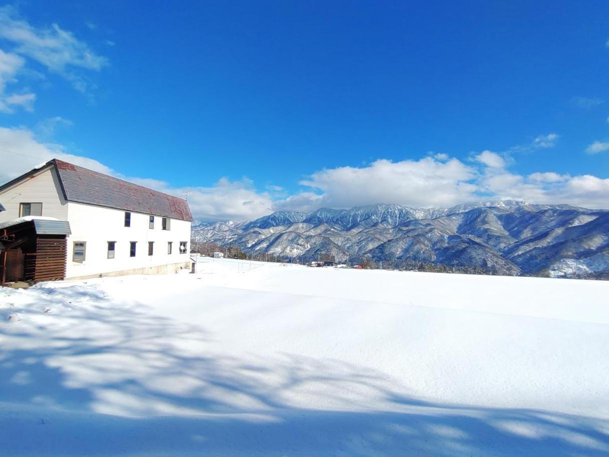 Hakuba Norikura Wakaguri Guesthouse Otari ภายนอก รูปภาพ