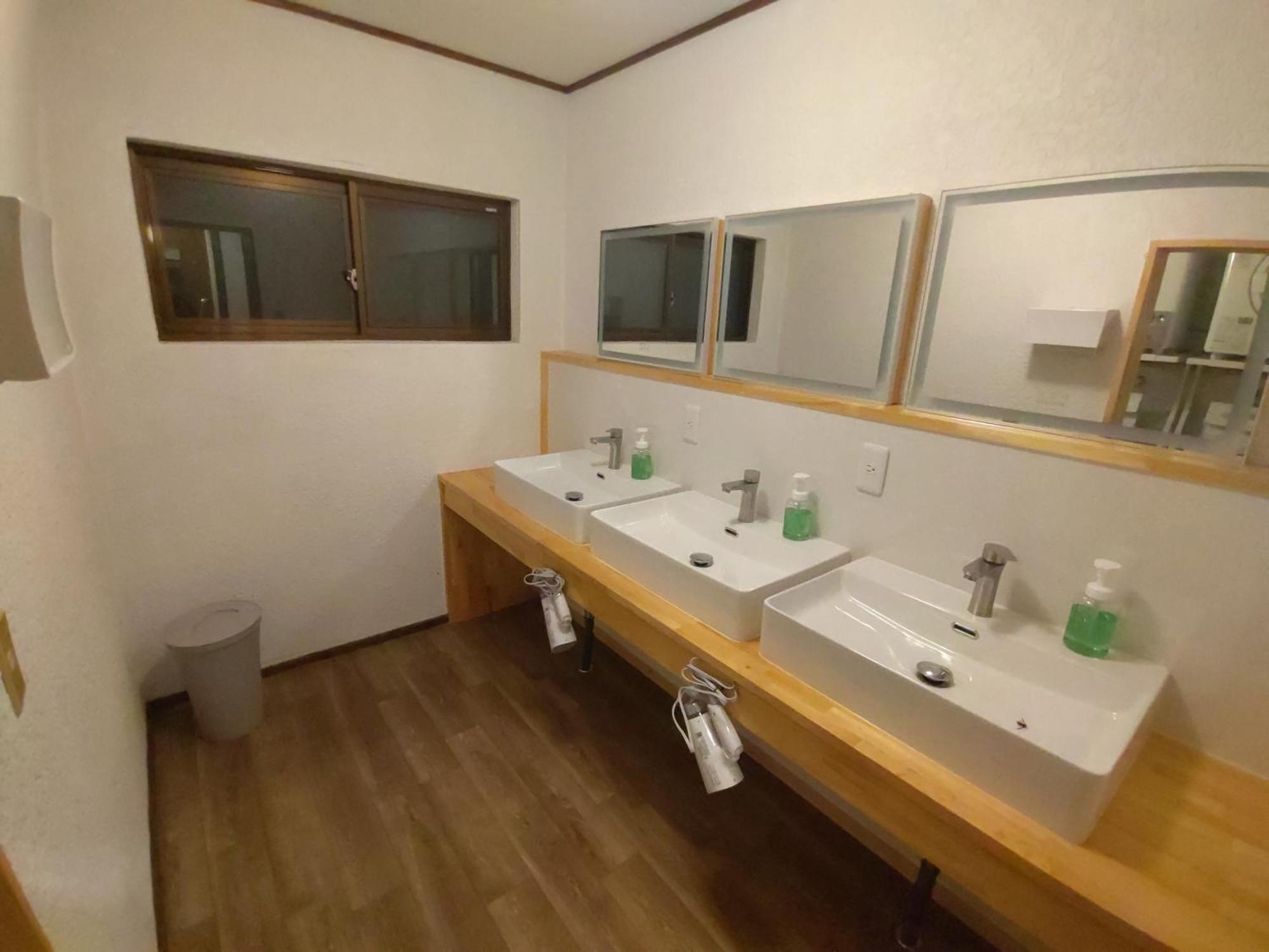Hakuba Norikura Wakaguri Guesthouse Otari ภายนอก รูปภาพ